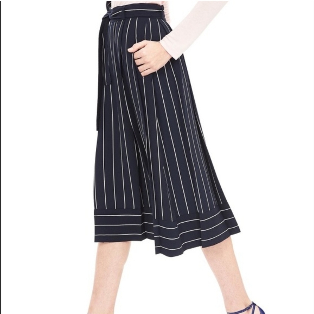 🌼B2G1🌼 Banana Republic Black and White Striped Midi Skirt Size 10P
